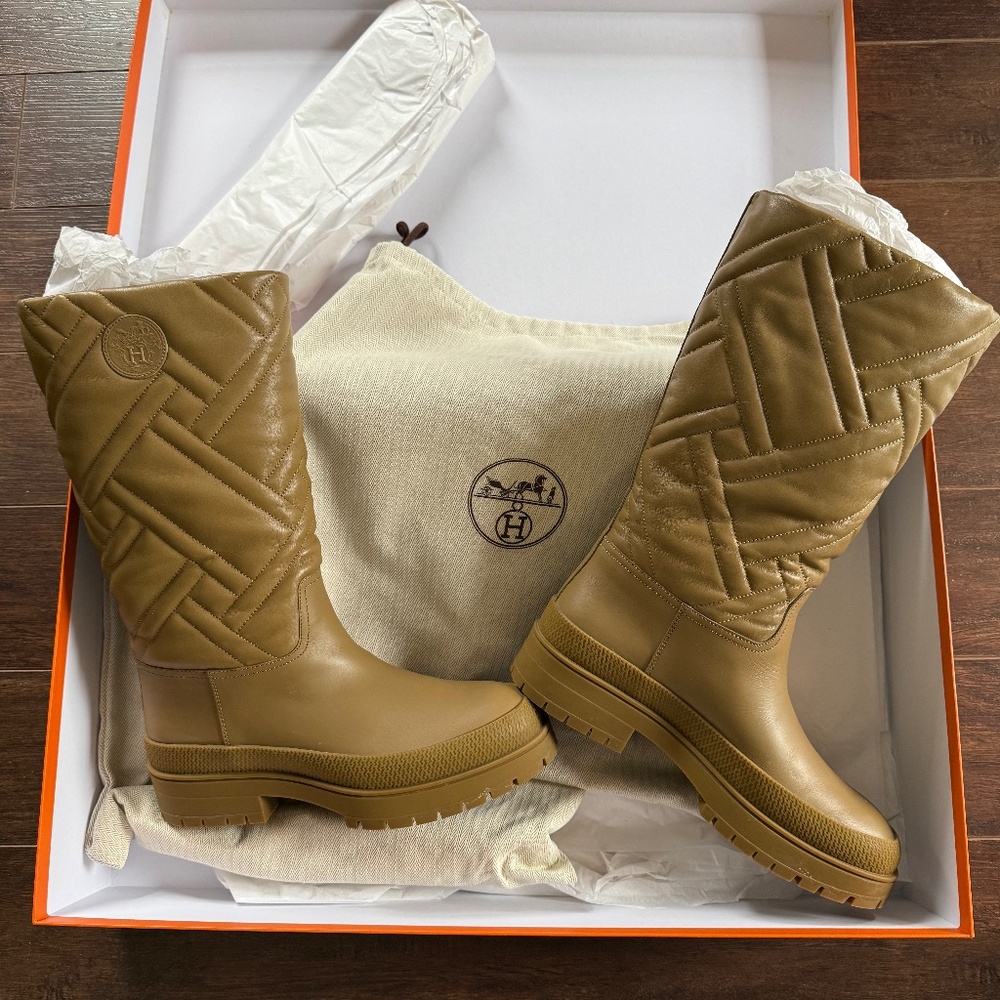 Boots Hermès